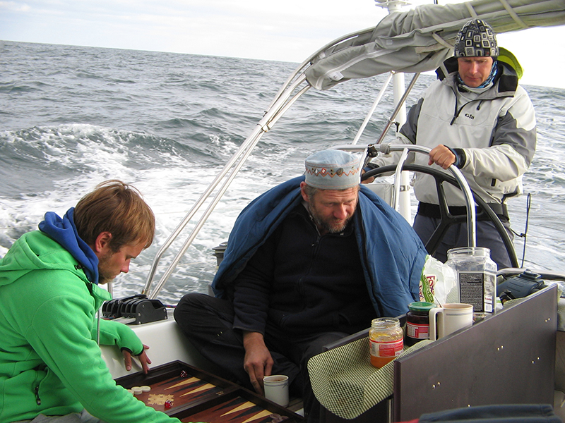 м-практики играют в нарды