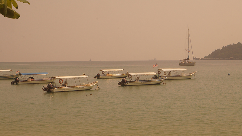 на якоре у острова Пангкор