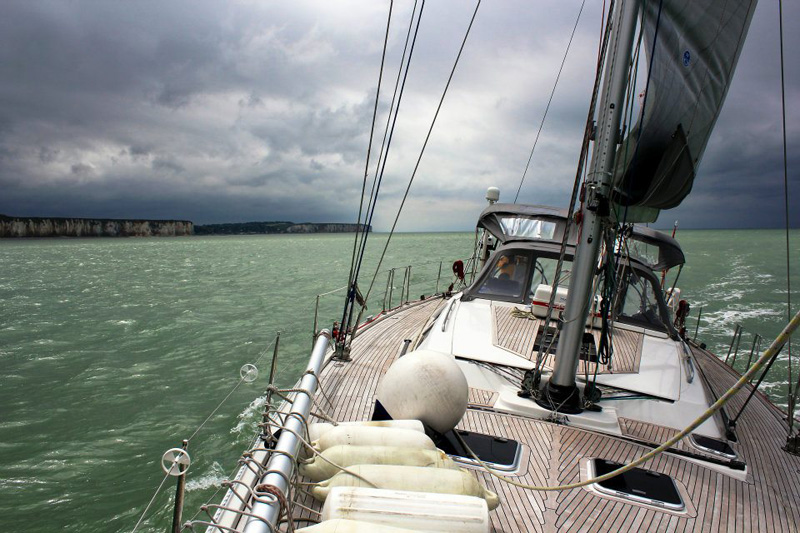 550697_228330407287573_189028496_n