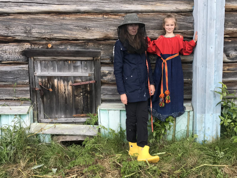 Поля и Варя