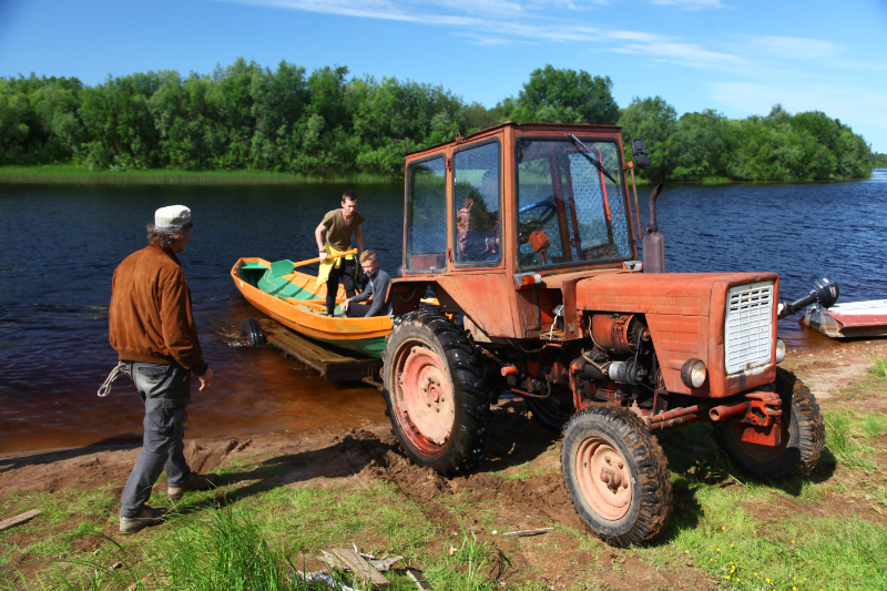 подъем лодок на зимовку