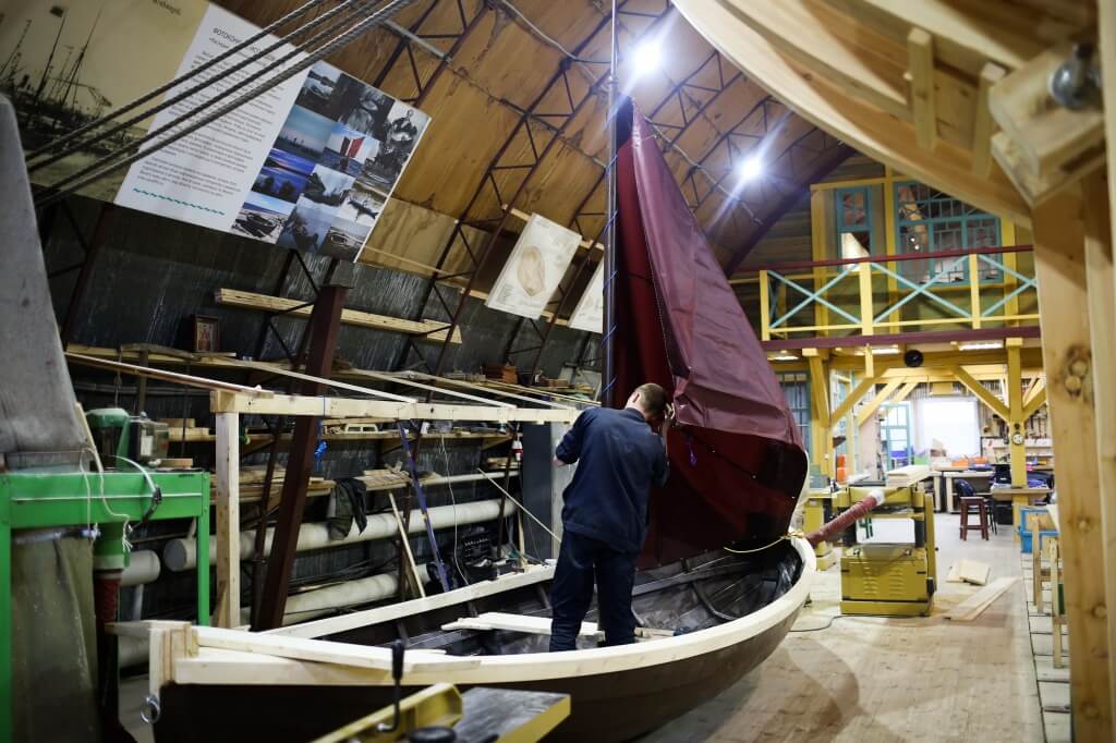 Примерка парусов на карбас "Пошто"