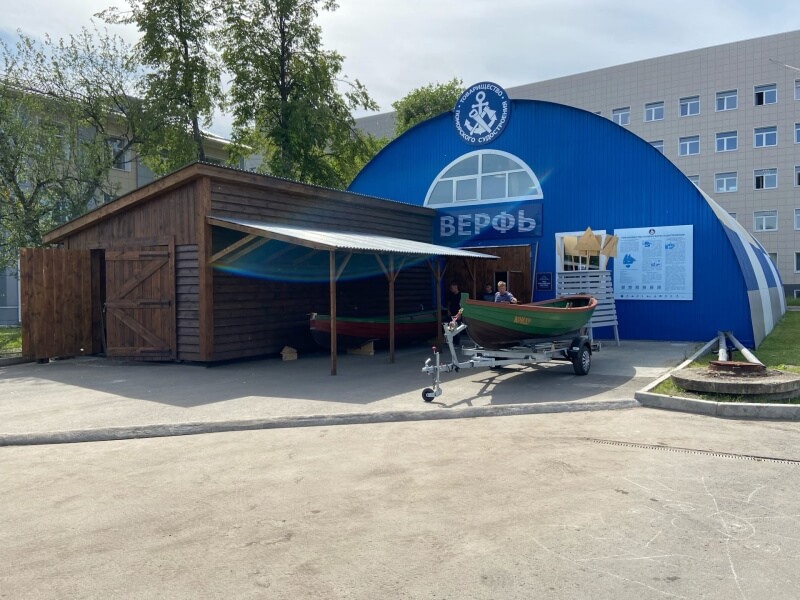 Верфь, карбасы "Койду" и "Сейгод"