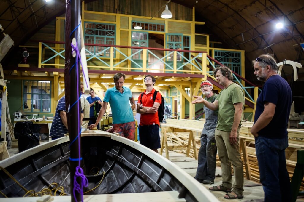 Примерка парусов на карбас "Пошто"